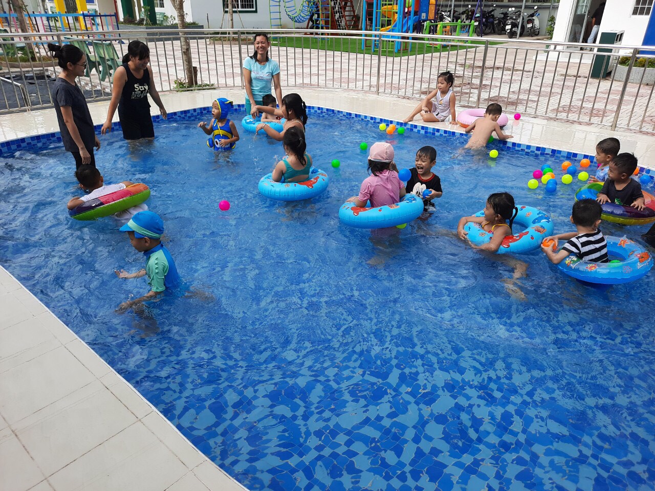 z2087732615684 f1d899d9d442658914890e3a316b9686