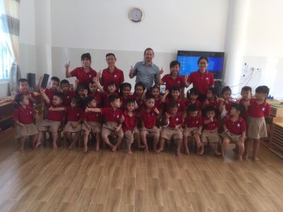 Ch&agrave;o mừng qu&yacute; Phụ Huynh đến với Trường Mầm Happy Stars